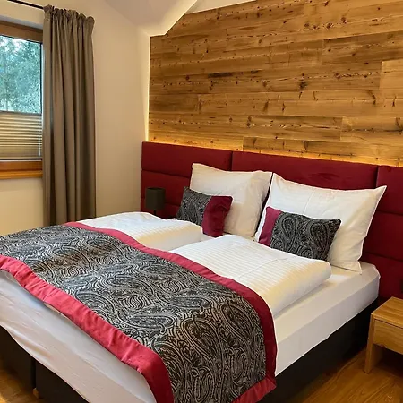 Ferienlodge Edelstein * Forstau (Salzburg)